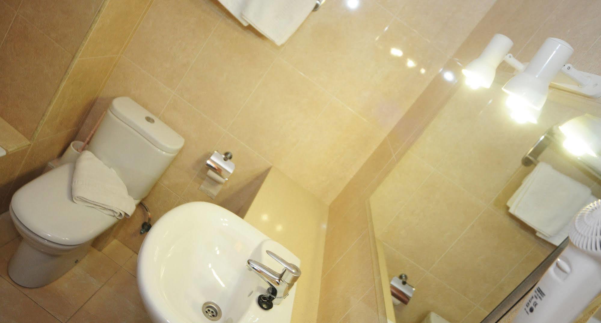 Apartamentos Avenida - Mc Apartamentos Ibiza Cidade de Ibiza Exterior foto